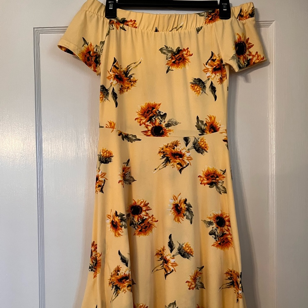 Floral off the shoulder dress